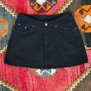 Vintage Mossimo black denim skirt